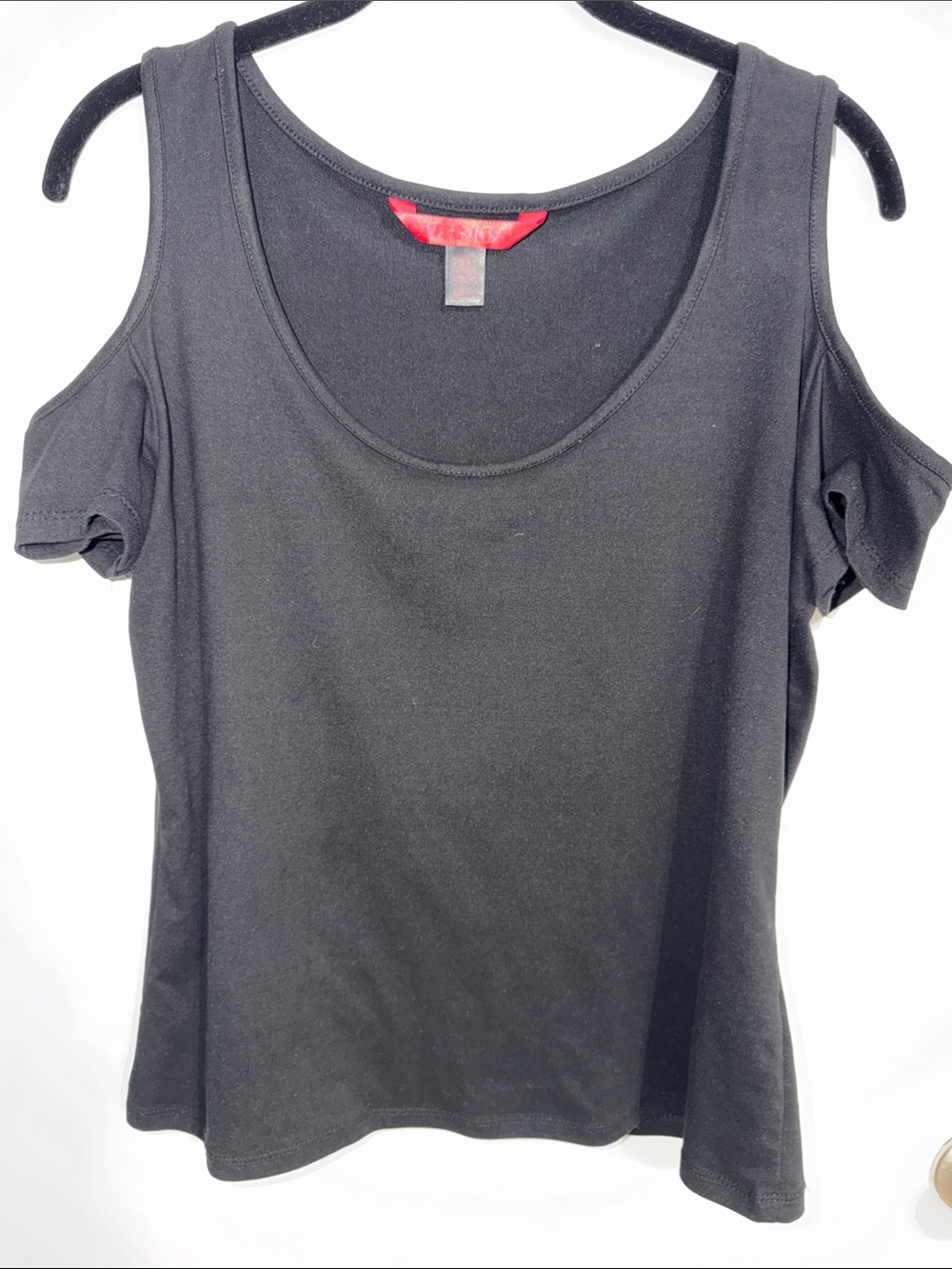 Women’s Cold-Shoulder Scoop Neck Top - Black